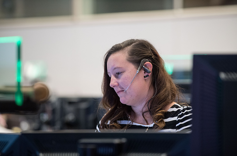 Woman living with type 1 diabetes working in NASA mission control